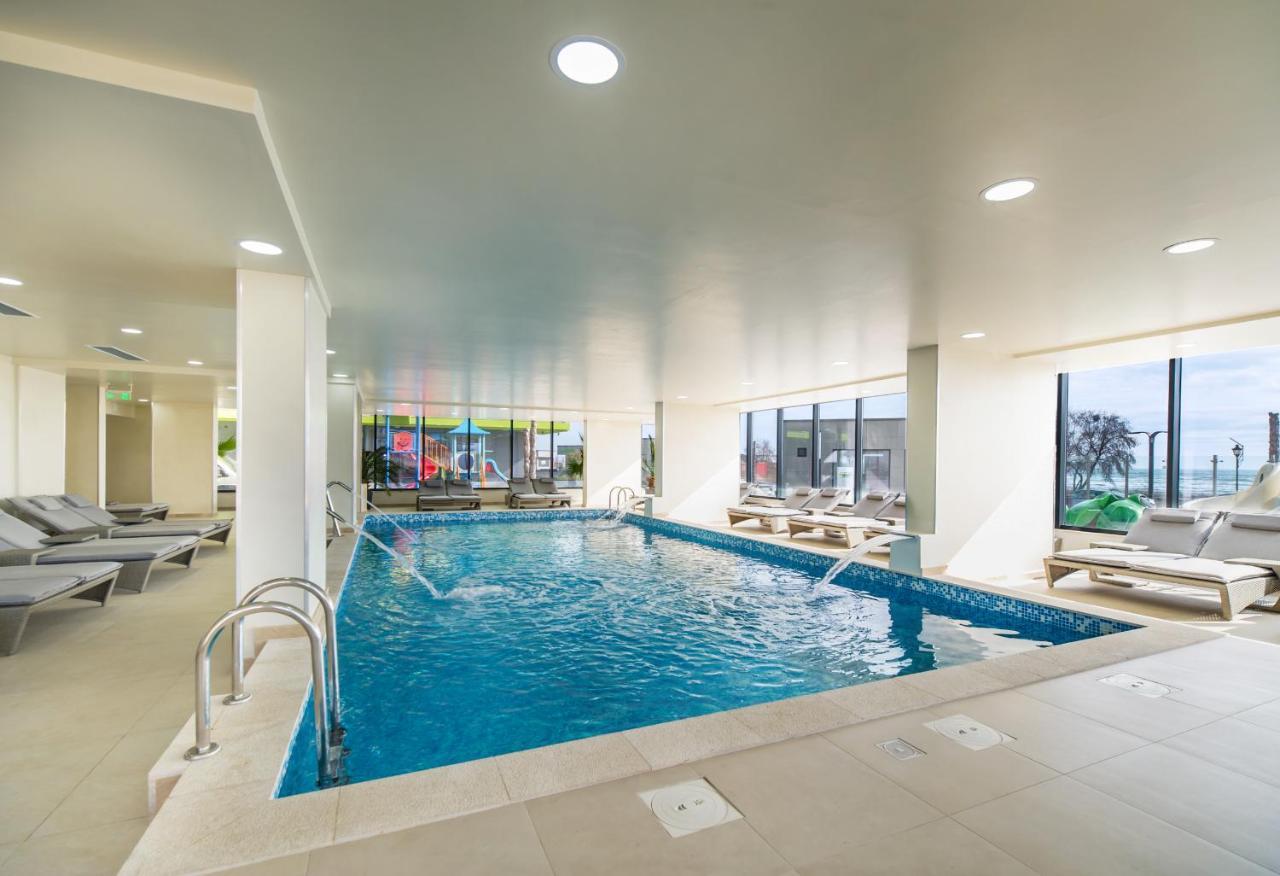 Năvodari Sea Love Apt Spa N Pools Beach Resort מראה חיצוני תמונה